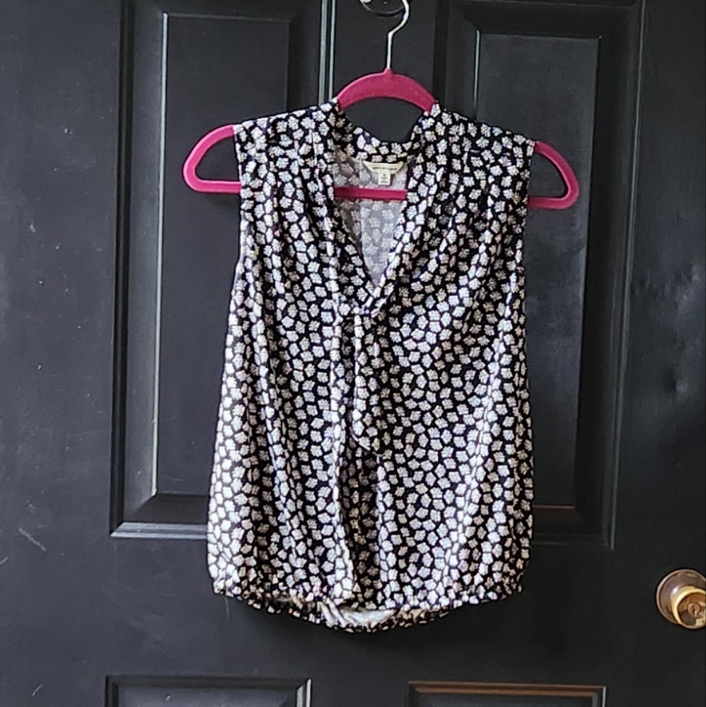 Medium Max Studio sleeveless blouse